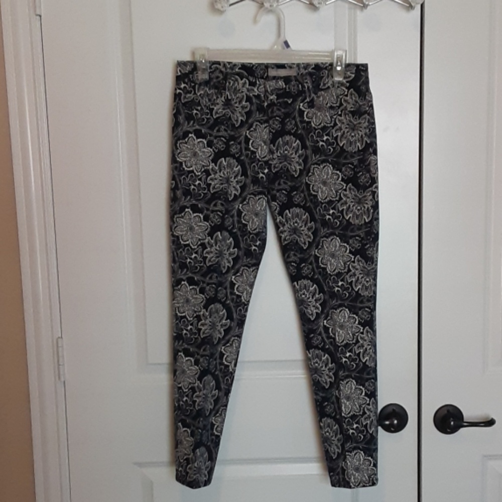 Banana Republic Floral Print Jean's (28P)